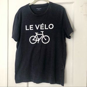 Banana Republic “le vélo” graphic t-shirt, sz M
